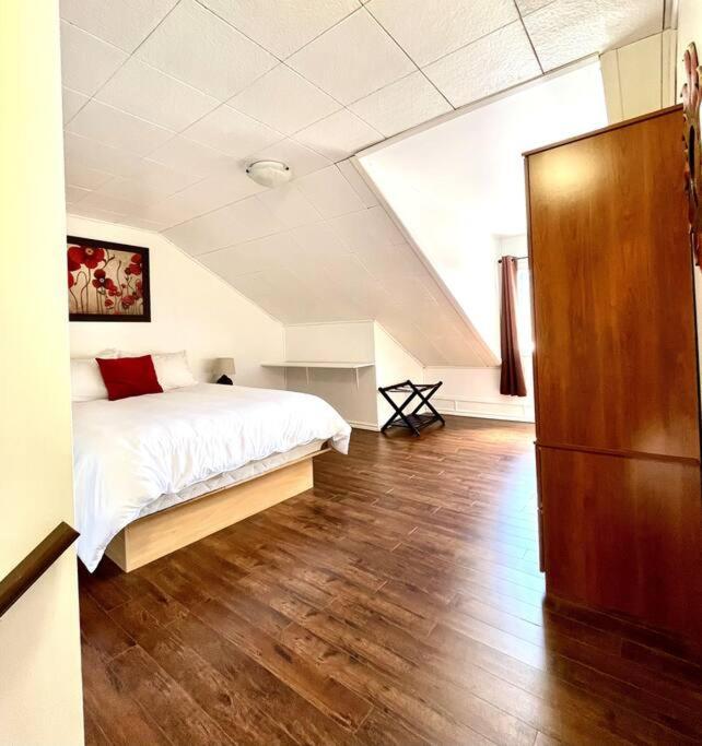 Les Appartements Du Vieil Edifice Metabetchouan Buitenkant foto