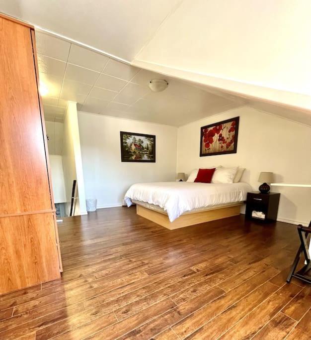 Les Appartements Du Vieil Edifice Metabetchouan Buitenkant foto