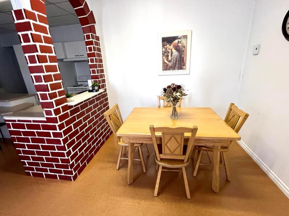 Les Appartements Du Vieil Edifice Metabetchouan Buitenkant foto