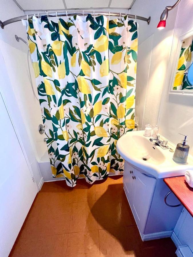 Les Appartements Du Vieil Edifice Metabetchouan Buitenkant foto